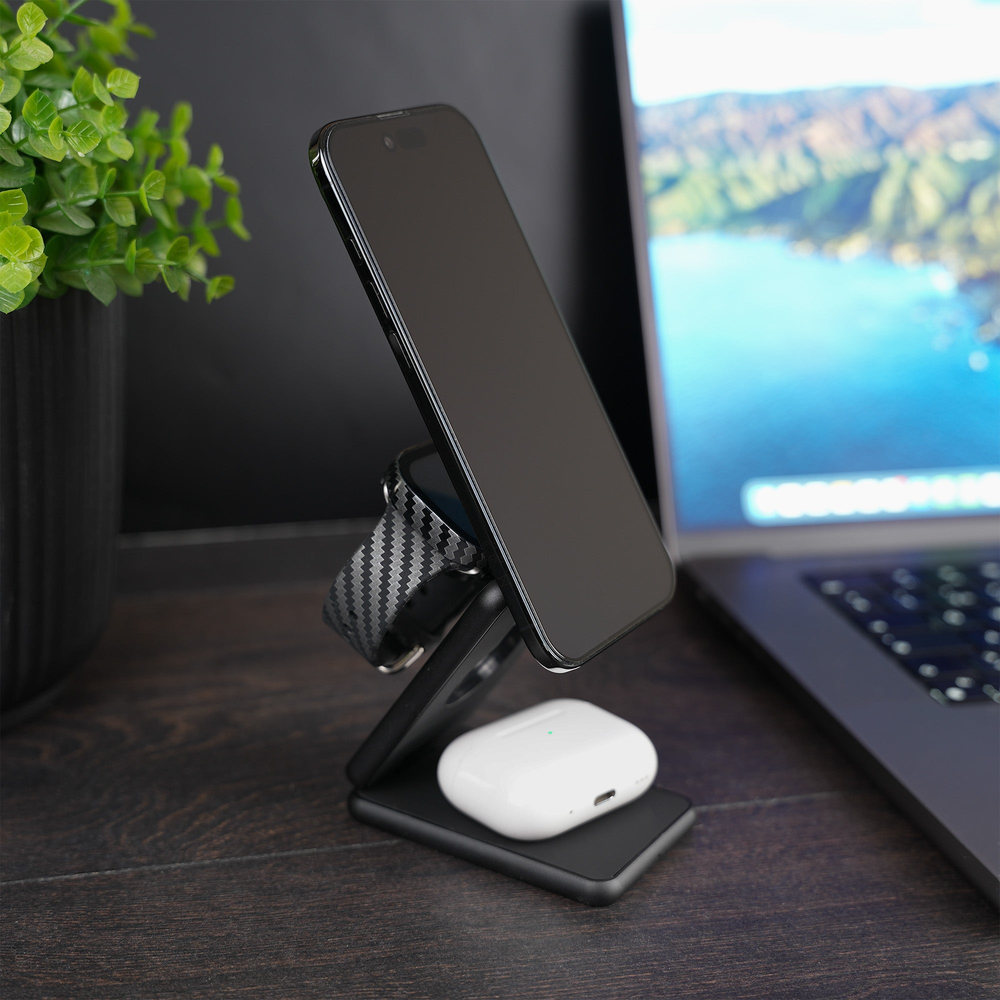 Stazione di ricarica ultra compatta 3-in-1 RD V2