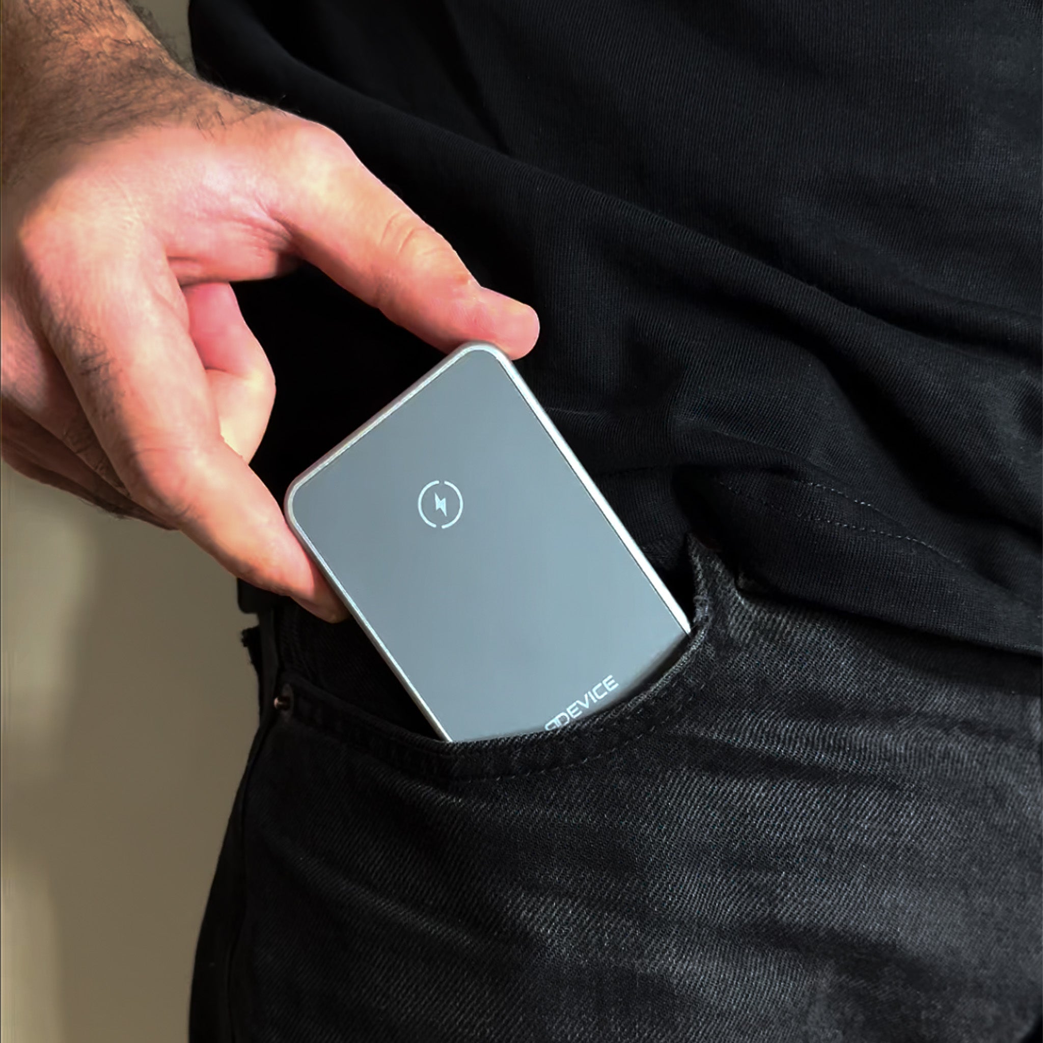 Stazione di ricarica ultra compatta 3-in-1 RD V2