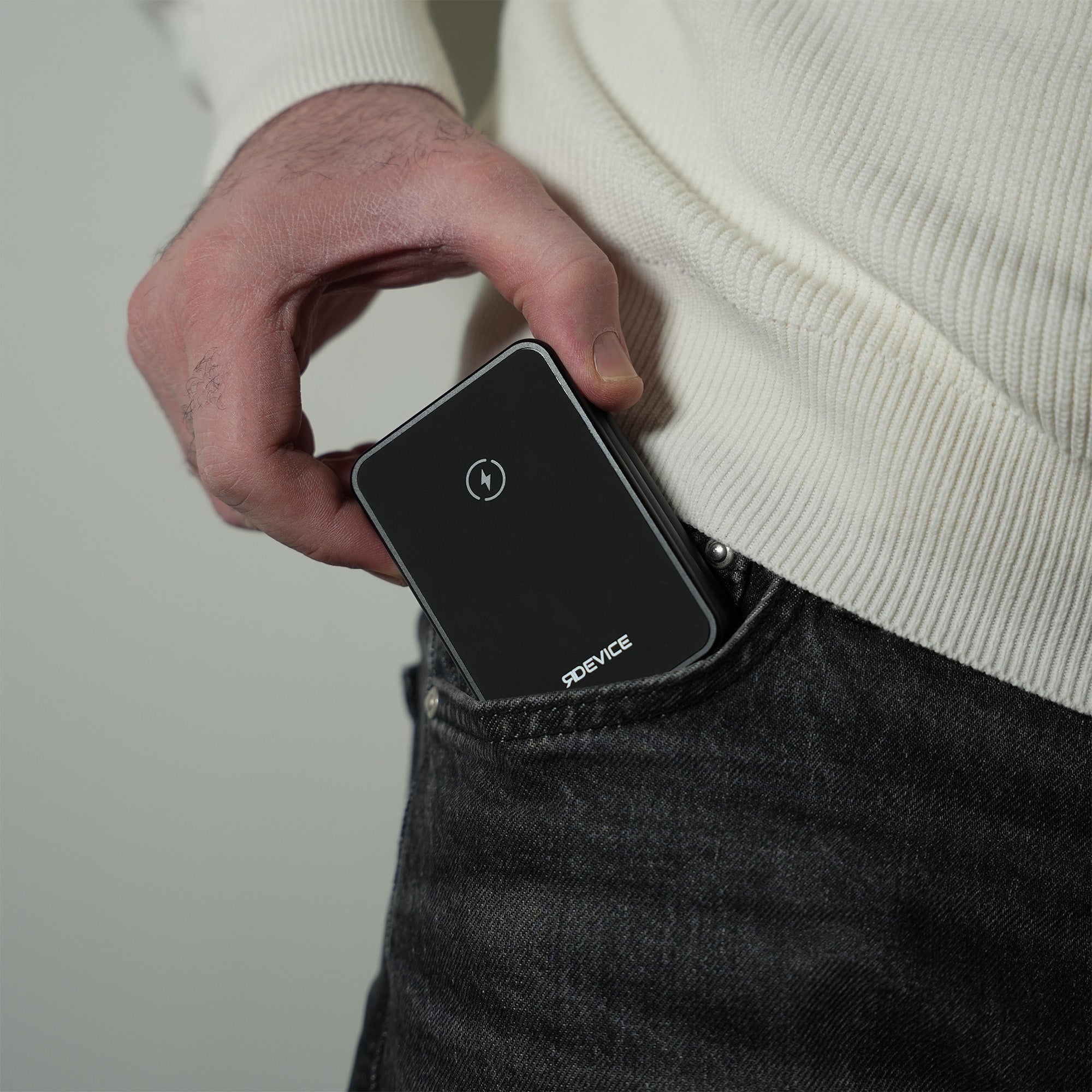 Stazione di ricarica ultra compatta 3-in-1 RD V2